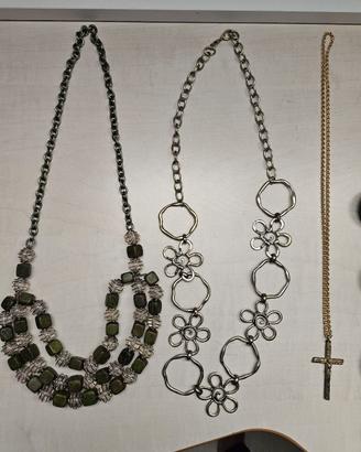 Collane artigianali e orecchini