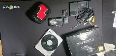 Macchina fotografica Nikon Coolpix S220