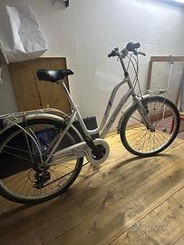 Bicicletta donna / bambina , ruote 24