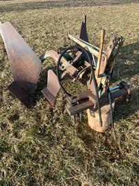 Aratro monovomere lago