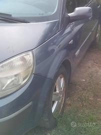 Macchina buona stato 