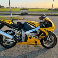 Suzuki GSXR 750