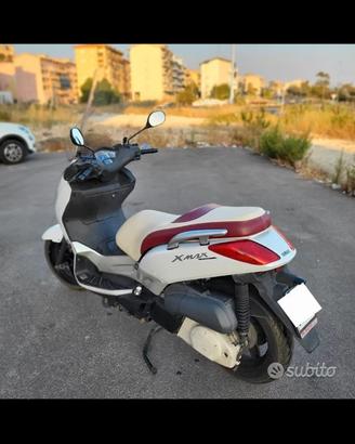 Sella yamaha x max