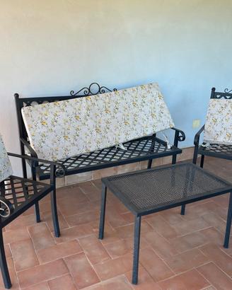 Divano  in ferro da giardino