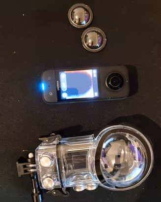 Insta360 X3 con coprilenti, Diving Case, Custodia
