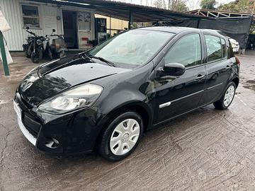 RENAULT CLIO 1.2 B/GPL - 2012