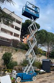 Piattaforma aerea usata verticale GENIE GS 1930