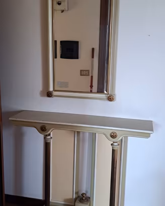 Trittico Ingresso Vintage Anni '70 – Mobiletto con