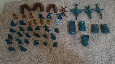 SOLDATINI DI PLASTICA