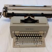 Macchina da scrivere Olivetti linea 98