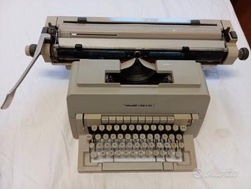 Macchina da scrivere Olivetti linea 98