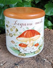 Barattoli e appoggiamestolo in ceramica