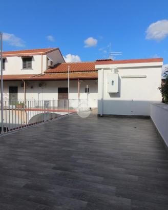 2 LOCALI A CASAGIOVE