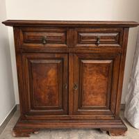 Mobili piccola credenza