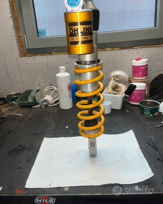 Mono ammortizzatore Ohlins per 450cc