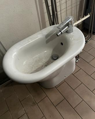 Sanitari bagno Ideal Standard