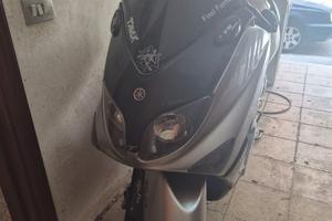 Tmax 500 2005