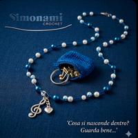 Nuove collane realizzate a mano all'uncineto 