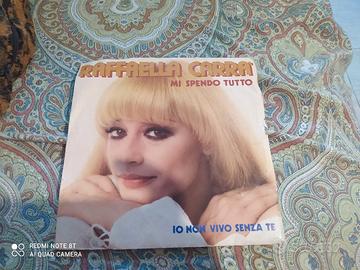 45 giri Raffaella Carrà – vinile da collezione
