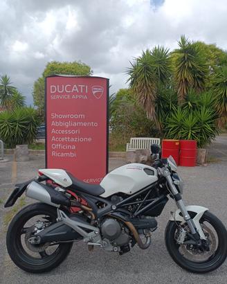 Ducati Monster 696plus