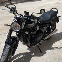 Triumph street twin 900