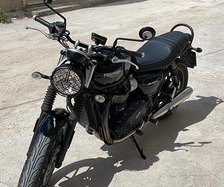 Triumph street twin 900