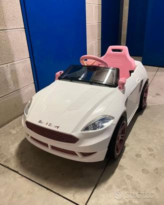 Auto elettrica bambina Sun & Sport NUOVA mai usata