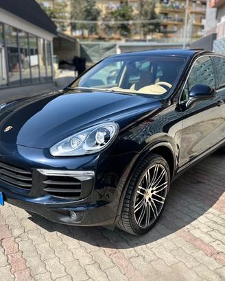 Porsche Cayenne 3.0 Diesel Tetto Pelle Platinum 20
