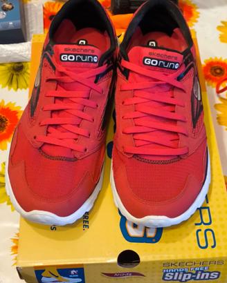 Skechers rosse 45 nuove 