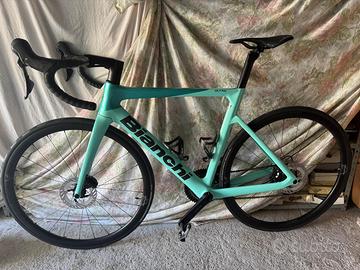 Bicicletta Bianchi Sprint Disc 105 12s - Celeste M