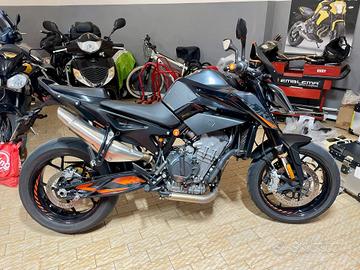 Ktm 890 Duke unico proprietario con garanzia