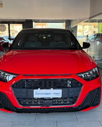 AUDI A1 SPORTBACK 40 TFSI STRONIC S LINE