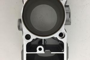 CILINDRO POSTERIORE TRANSALP 700 12120-MFF-D000