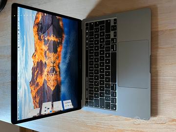 MacBook pro M1