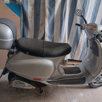 Vespa piaggio 125