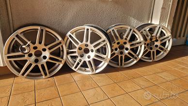 Cerchi in lega 16x7J - ET45 - 5x112 PCD 