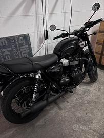 Triumph bonneville t100