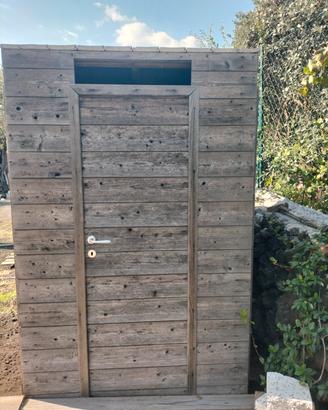 CABINA IN LEGNO 