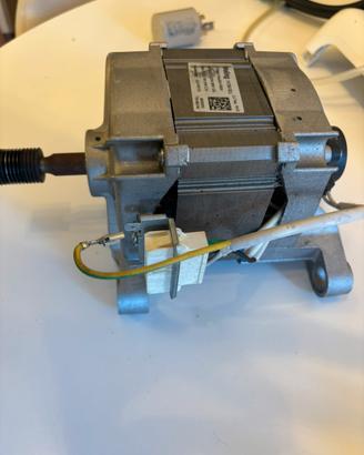Motore Trifase per Lavatrice Candy GVS 129THQ3-01
