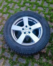 Set 4 cerchi in lega +gomme invernali 215/65 R16