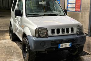 Suzuki Jimny benzina-gpl