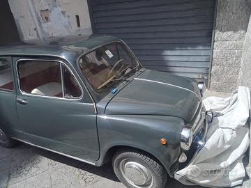 Auto d’epoca FIAT 600D 1967