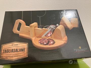 Tagliasalame in legno Kasanova