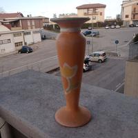 Candelabro tradizionale in terracotta