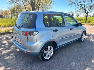 Mazda 2 1.2 75cv