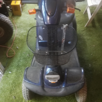 Carrozzina elettrica per anziani