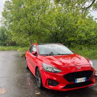 Ford Focus 1.5 150cv
