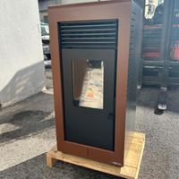 Stufa a pellet Karmek One Leon S1 Plus