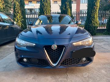 Fari anteriori  alfa romeo giulia