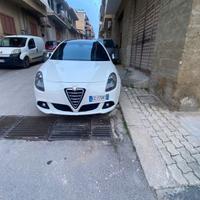 Alfa Romeo Giulietta 1750 TBi Quadrifoglio Verde